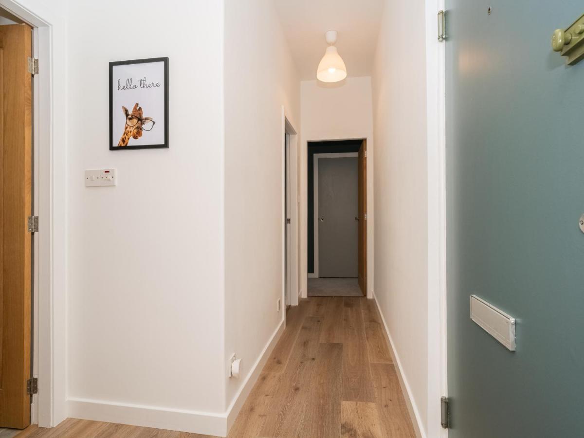 Pass The Keys Stunning 3 Bed Loft Style Apt With Free Parking EDI Exteriér fotografie