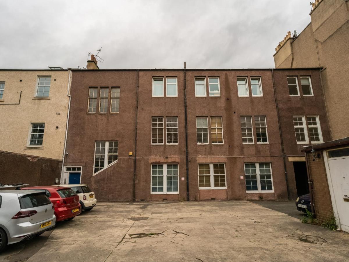Pass The Keys Stunning 3 Bed Loft Style Apt With Free Parking EDI Exteriér fotografie